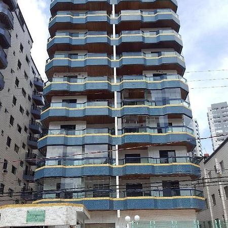 Apartamento Guilhermina Vista Para O Mar ปรายากรันเด ภายนอก รูปภาพ