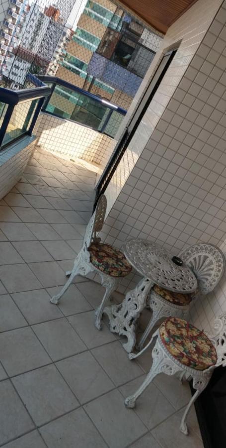 Apartamento Guilhermina Vista Para O Mar ปรายากรันเด ภายนอก รูปภาพ